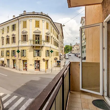 Casa Vacanze-trieste San Giusto Lägenhet